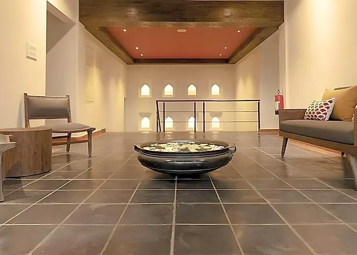 Roadhouse, Thamel, Kathmandu- Contemporary Boutique Hotel Kathmandu