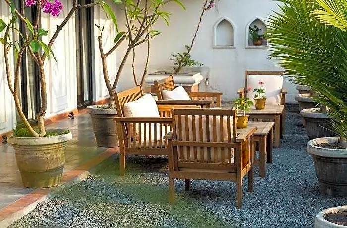 Roadhouse, Thamel, Kathmandu- Contemporary Boutique